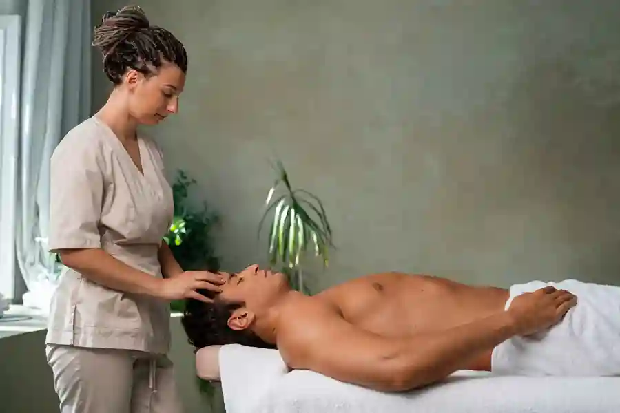 medium-shot-woman-working-spa_11zon